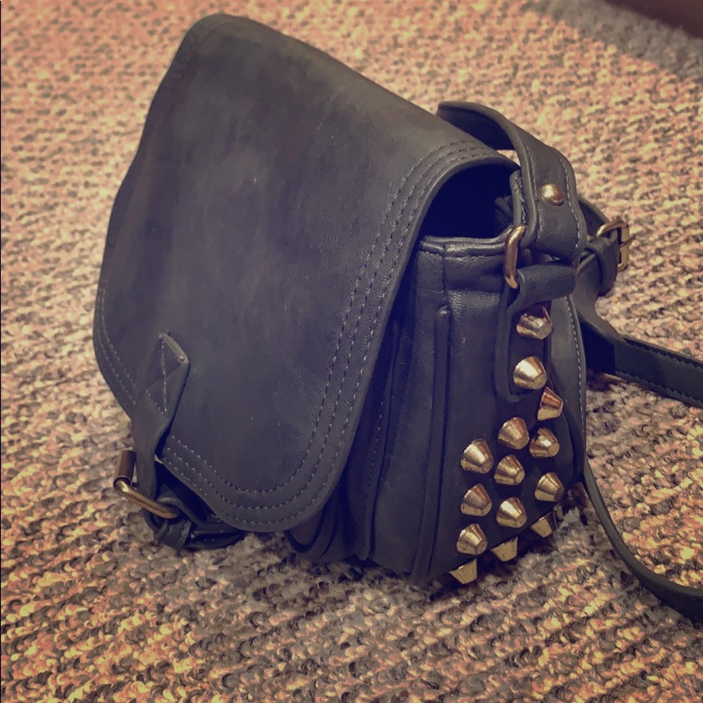 ‼️NWOT‼️ Simons Canada studded crossbody